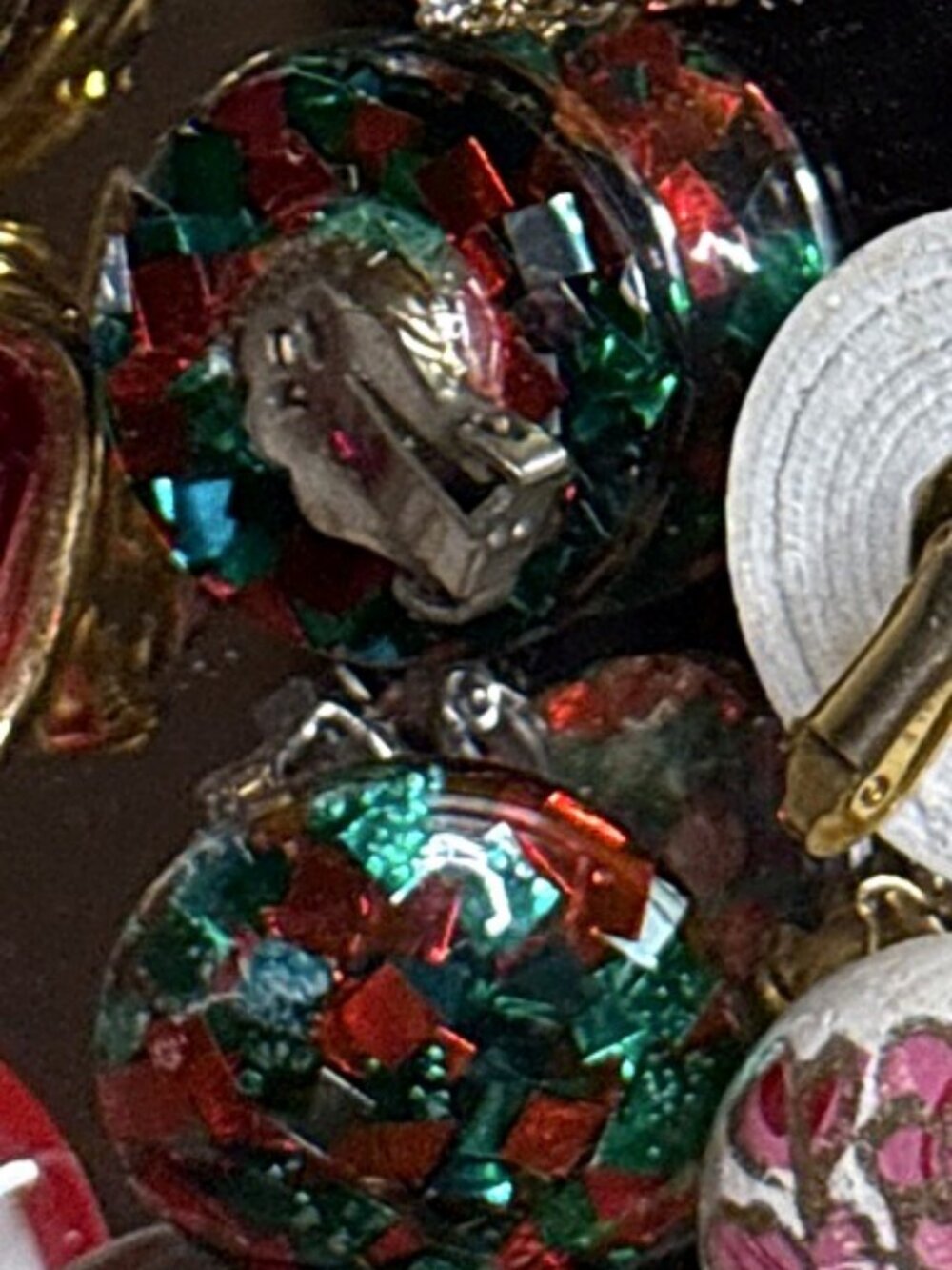 Vintage Christmas Confetti Dome Clip On Earrings Red Green Holiday